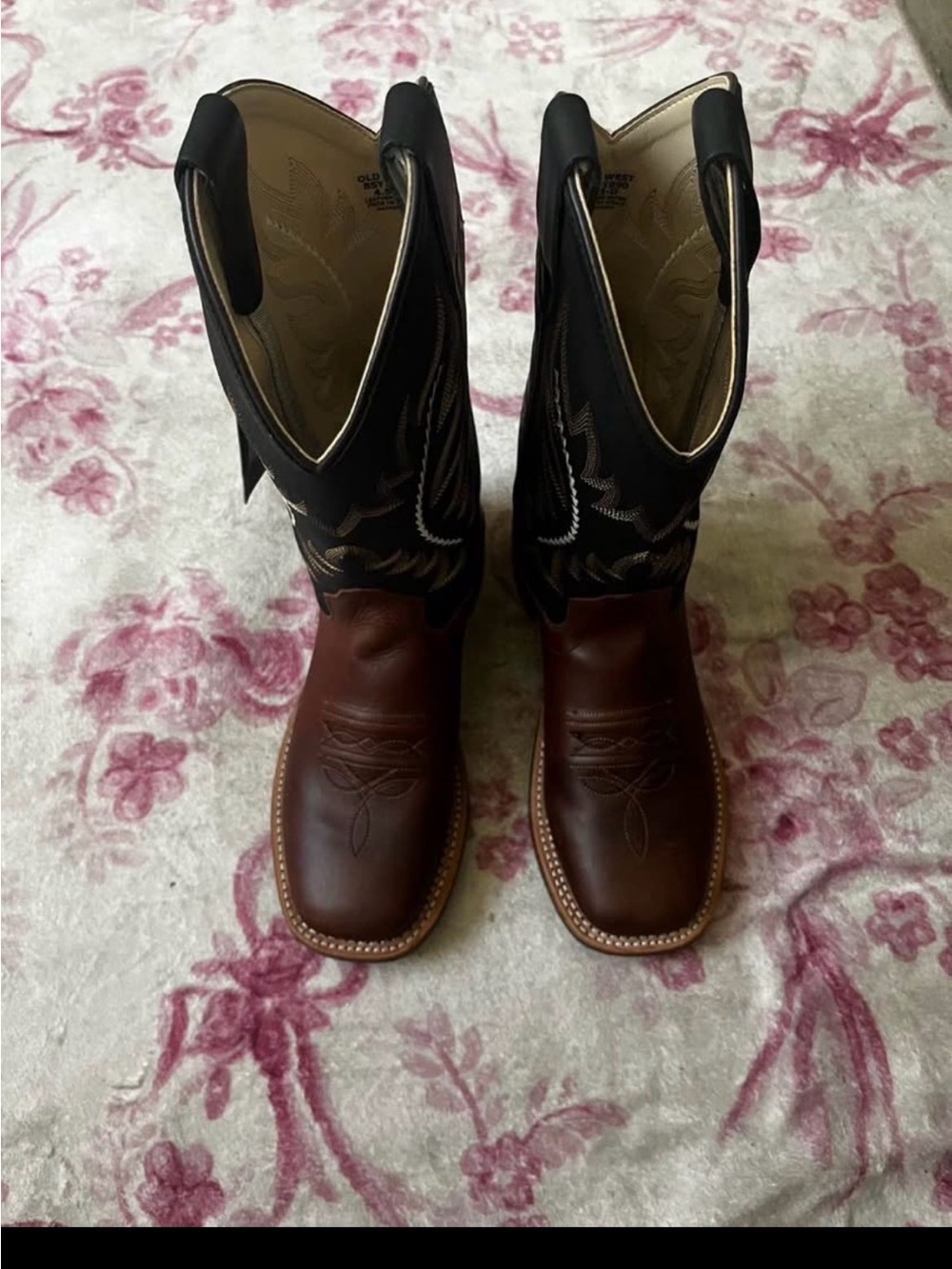 Old West Brown and Black Women's Western Ankle Boots